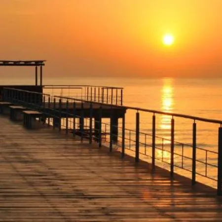 아파트 By The Way