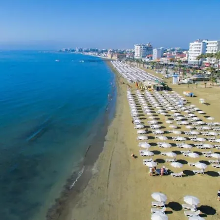 By The Way Apartment Larnaca