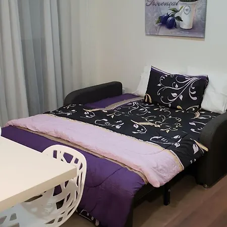 By The Way 아파트