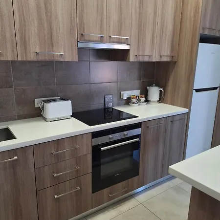 By The Way לרנקה