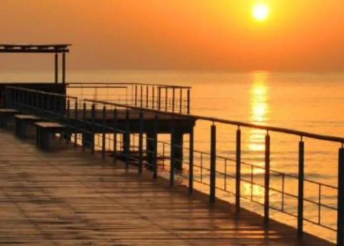 アパート By The Way