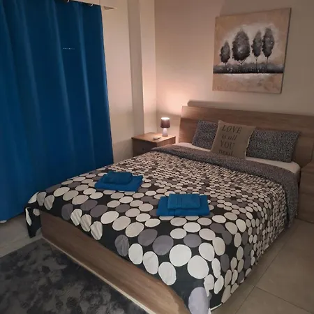 Apartament By The Way Larnaca