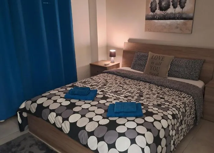 Apartament By The Way Larnaca